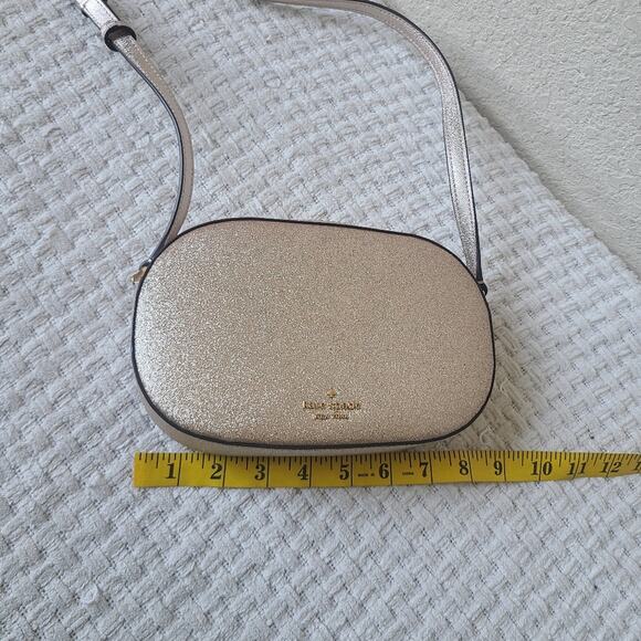 Kate Spade Gold Crossbody Bag with Minimalist Design - Picture 6 of 8